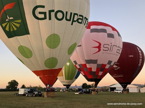 5 vol en montgolfiere groupe aerodrome de pizay