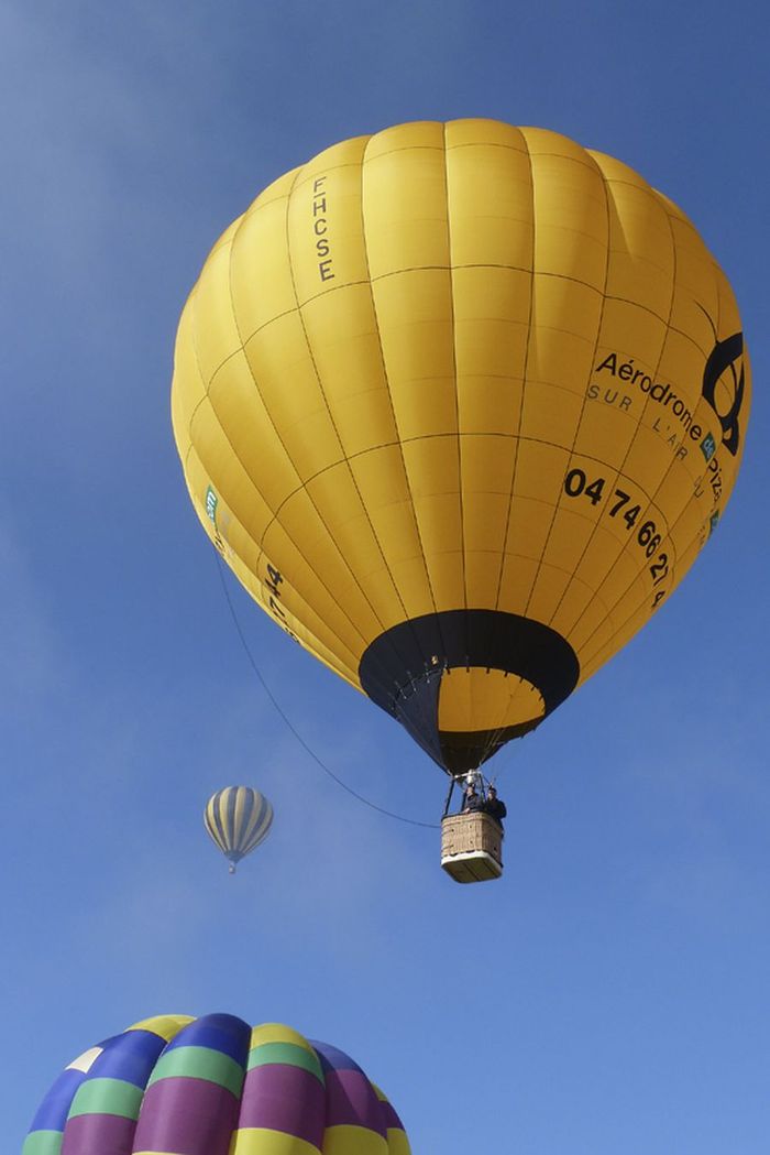 montgolfieres-aerodrome-de-pizay