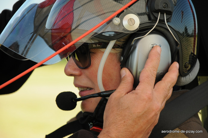 casque-passagere-pendulaire-aerodrome-de-pizay