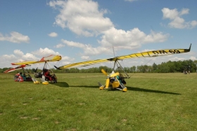 3 ULM pendulaire au sol